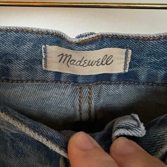 EUC Madewell Classic Straight Jeans Medium Wash Distressed Raw Hem Size 30 - Picture 5 of 7